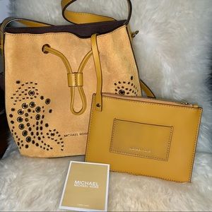 Small leather MK bucket bag